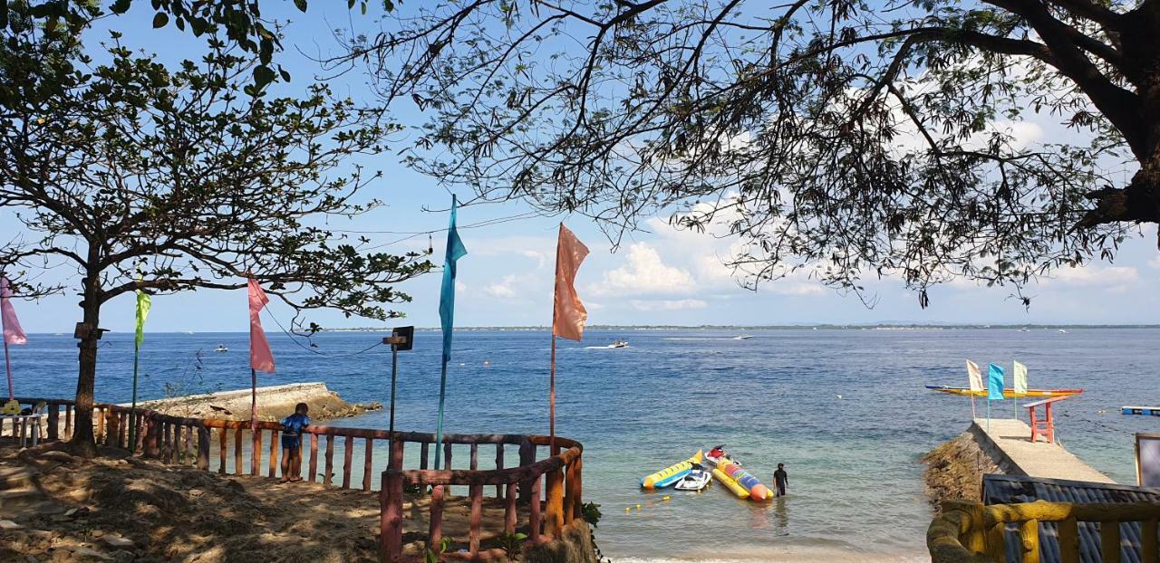 Mactan Newtown Condo With Garden And Ocean View 8Newtown Blvd Lapu-Lapu City Exterior foto