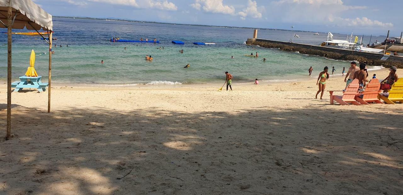 Mactan Newtown Condo With Garden And Ocean View 8Newtown Blvd Lapu-Lapu City Exterior foto