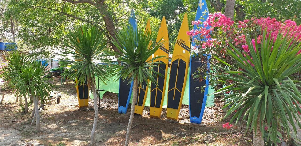 Mactan Newtown Condo With Garden And Ocean View 8Newtown Blvd Lapu-Lapu City Exterior foto
