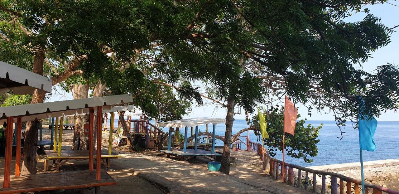 Mactan Newtown Condo With Garden And Ocean View 8Newtown Blvd Lapu-Lapu City Exterior foto