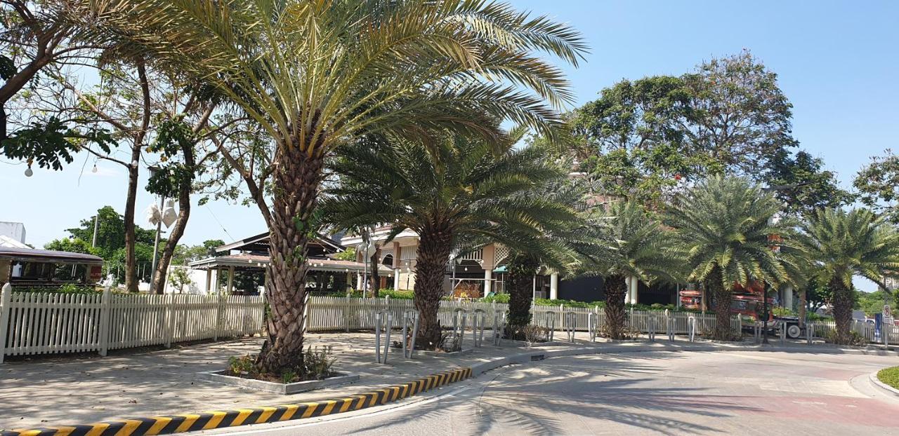 Mactan Newtown Condo With Garden And Ocean View 8Newtown Blvd Lapu-Lapu City Exterior foto